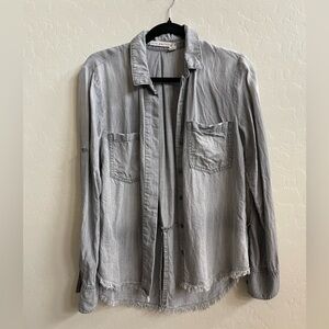 Chelsea & Violet Light Gray Shirt